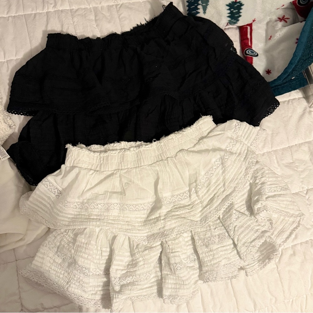 Aerie Large two skirts Black and White Ruffled Skirts